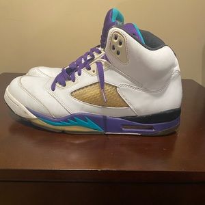Jordan Retro 5 Grape